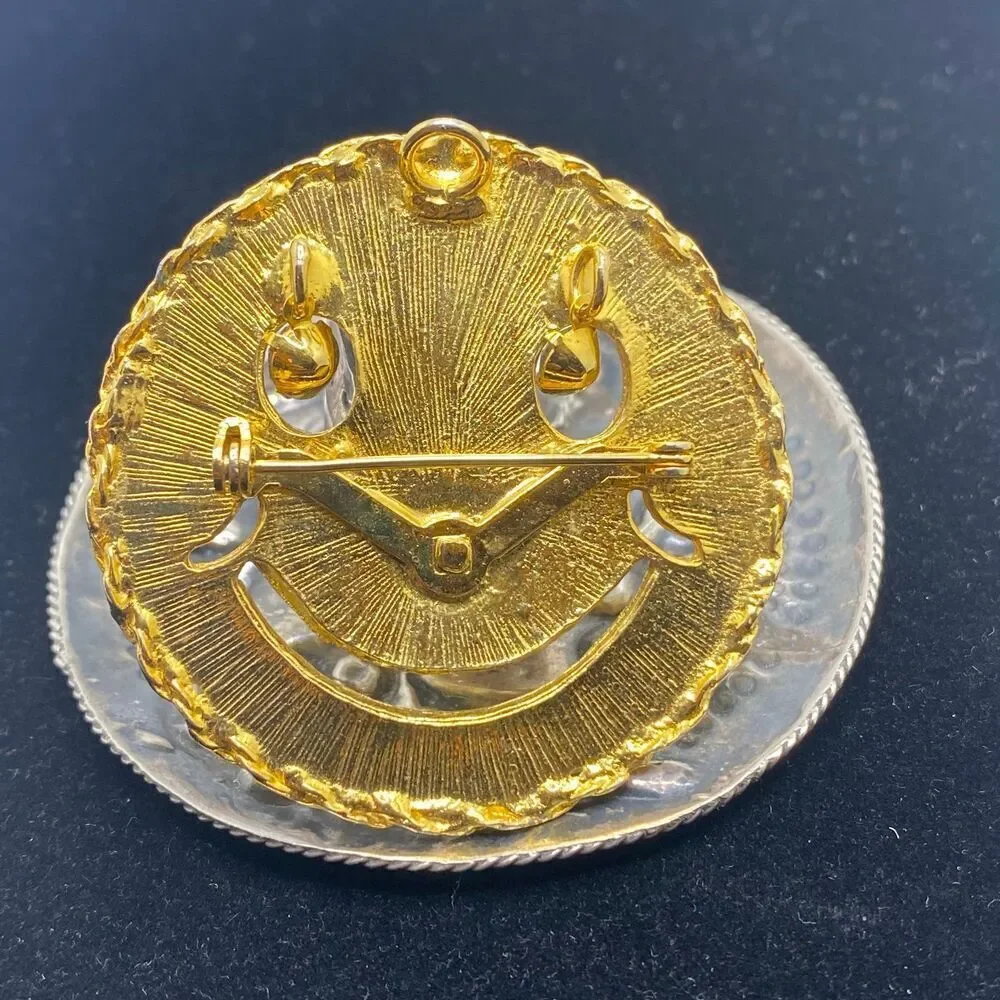 Vintage Smiley Face Brooch And/or Pendant Gold Tone